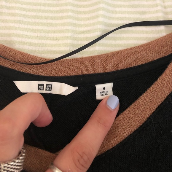 UNIQLO Shirt - Picture 2 of 3